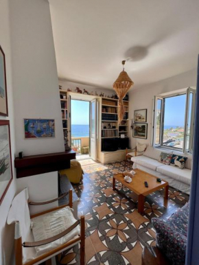 La Nave di Serapo House